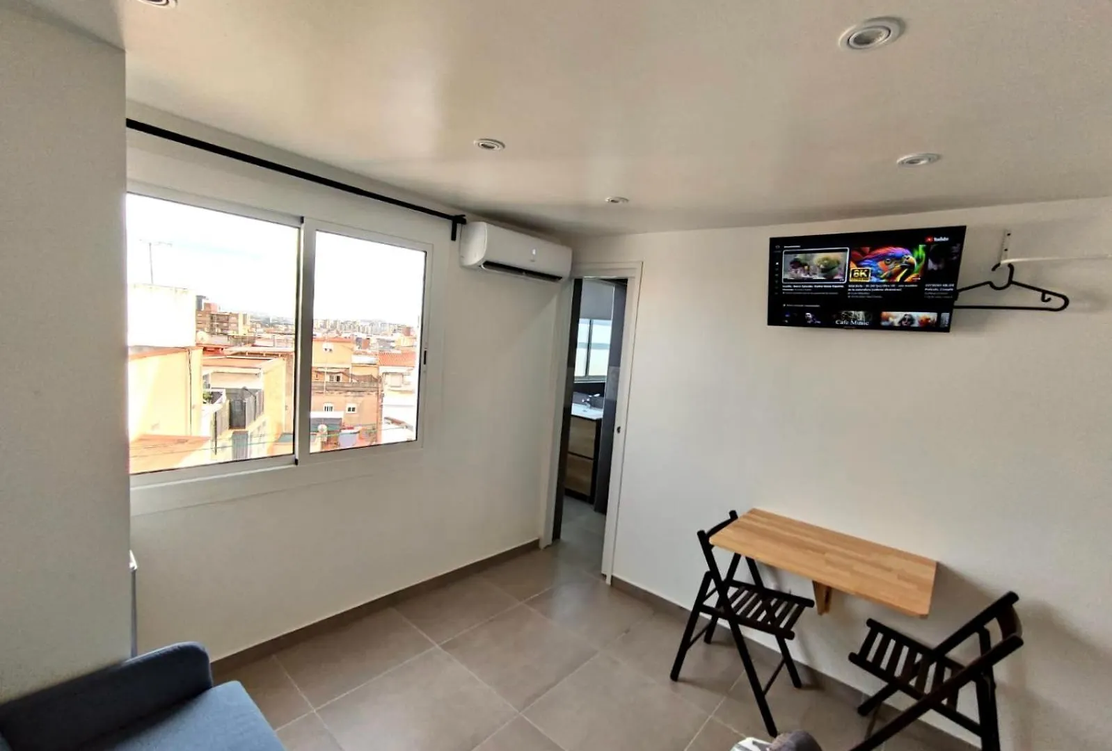 Apartamentos Con Bano Privado Frente Al Metro L5 Barcelona-Hospitalet L'Hospitalet de Llobregat
